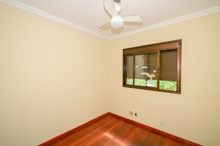 Apartamento à venda com 159m², 4 quartos e 2 vagasSuíte 1