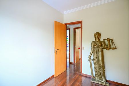 Apartamento à venda com 159m², 4 quartos e 2 vagasQuarto 1
