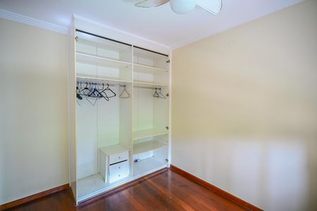 Apartamento à venda com 159m², 4 quartos e 2 vagasSuíte 1