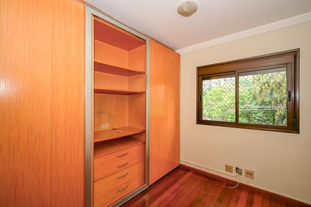 Apartamento à venda com 159m², 4 quartos e 2 vagasQuarto 1