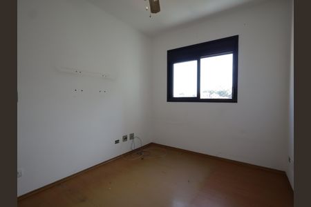 Apartamento à venda com 136m², 4 quartos e 3 vagasQuarto 2