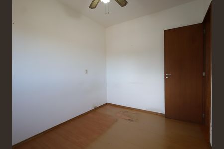 Apartamento à venda com 136m², 4 quartos e 3 vagasQuarto 2