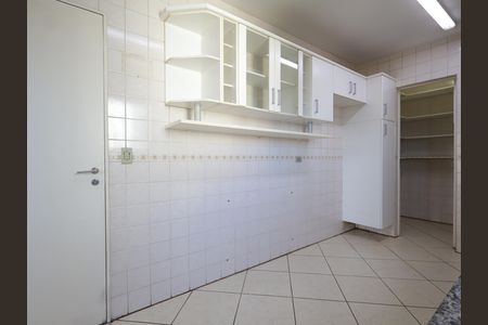 Apartamento à venda com 136m², 4 quartos e 3 vagasCozinha