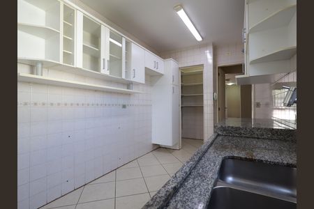 Apartamento à venda com 136m², 4 quartos e 3 vagasCozinha