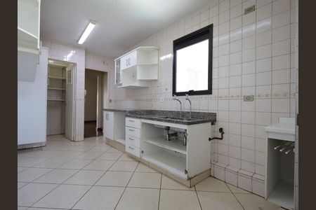 Apartamento à venda com 136m², 4 quartos e 3 vagasCozinha