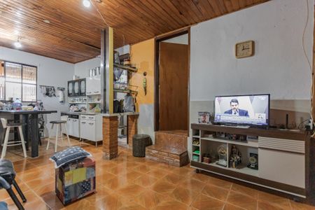 Casa à venda com 140m², 2 quartos e 1 vagaSala