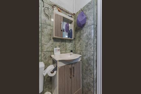 Casa à venda com 140m², 2 quartos e 1 vagaBanheiro