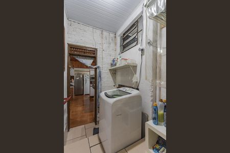 Casa à venda com 140m², 2 quartos e 1 vagaÁrea de Serviço