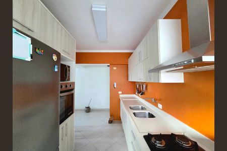 Cozinha de apartamento para alugar com 1 quarto, 54m² em Indianópolis, São Paulo