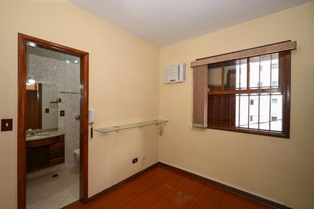 Casa para alugar com 141m², 3 quartos e 4 vagasSuíte