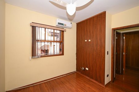 Casa para alugar com 141m², 3 quartos e 4 vagasQuarto 2