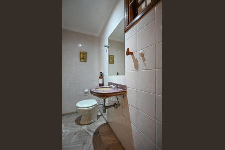 Casa para alugar com 141m², 3 quartos e 4 vagasLavabo