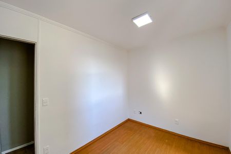 Apartamento para alugar com 57m², 3 quartos e 1 vagaQuarto 2