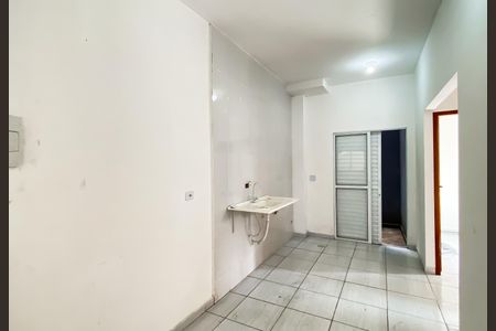 Apartamento para alugar com 31m², 2 quartos e sem vagaSala/cozinha/área de serviço 