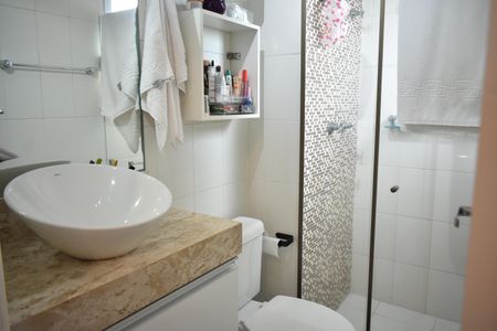Apartamento à venda com 60m², 2 quartos e 2 vagasBanheiro da Suíte