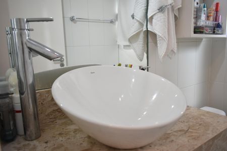 Apartamento à venda com 60m², 2 quartos e 2 vagasBanheiro da Suíte