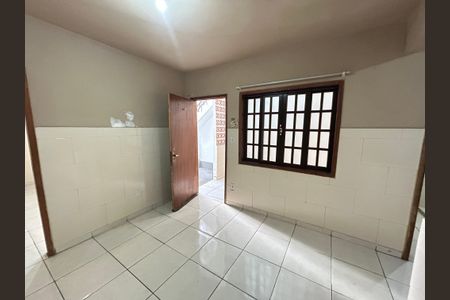 Sala de casa para alugar com 1 quarto, 45m² em Magalhães Bastos, Rio de Janeiro