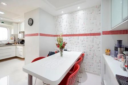Apartamento à venda com 160m², 4 quartos e 3 vagasFoto 05