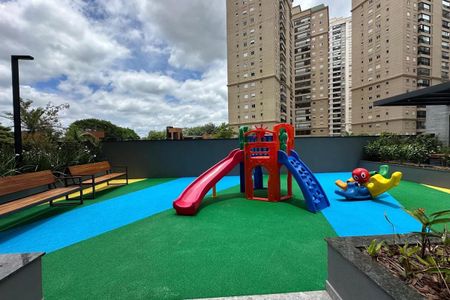 Apartamento à venda com 95m², 3 quartos e 2 vagasÁrea comum - Playground