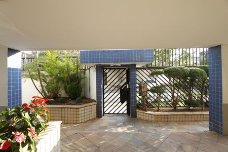 Apartamento à venda com 82m², 3 quartos e 2 vagasEntrada