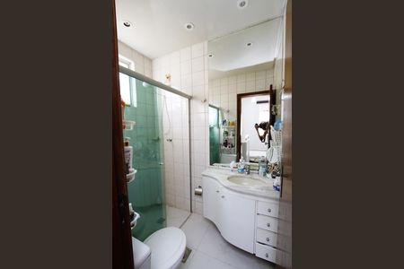 Apartamento à venda com 82m², 3 quartos e 2 vagasBanheiro da Suíte