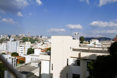 Apartamento à venda com 82m², 3 quartos e 2 vagasVista