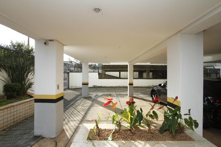 Apartamento à venda com 82m², 3 quartos e 2 vagasEntrada