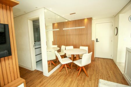 Apartamento à venda com 50m², 2 quartos e 1 vagaSala de Jantar