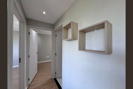 Apartamento à venda com 44m², 2 quartos e sem vaga Apartamento à venda com 44m², 2 quartos e sem vagaCorredor