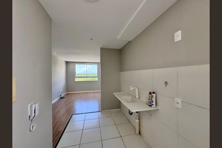 Apartamento à venda com 44m², 2 quartos e sem vaga Apartamento à venda com 44m², 2 quartos e sem vagaCozinha e Área de Serviço
