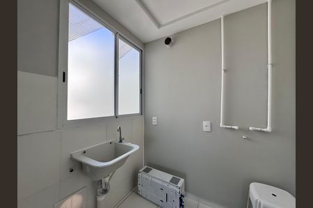 Apartamento à venda com 44m², 2 quartos e sem vaga Apartamento à venda com 44m², 2 quartos e sem vagaCozinha e Área de Serviço