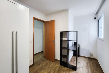 Apartamento à venda com 200m², 3 quartos e 2 vagas Apartamento à venda com 200m², 3 quartos e 2 vagasQuarto 2