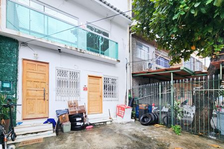 Apartamento à venda com 200m², 3 quartos e 2 vagas Apartamento à venda com 200m², 3 quartos e 2 vagasÁrea Comum