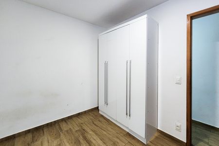 Apartamento à venda com 200m², 3 quartos e 2 vagas Apartamento à venda com 200m², 3 quartos e 2 vagasQuarto 2