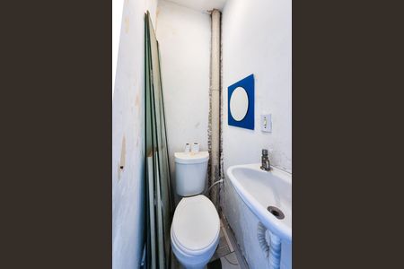 Apartamento à venda com 200m², 3 quartos e 2 vagas Apartamento à venda com 200m², 3 quartos e 2 vagasLavabo
