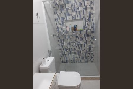 Apartamento à venda com 200m², 4 quartos e 2 vagas Apartamento à venda com 200m², 4 quartos e 2 vagasBanheiro