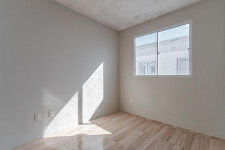 Quarto 2 de apartamento para alugar com 2 quartos, 42m² em Rubem Berta, Porto Alegre