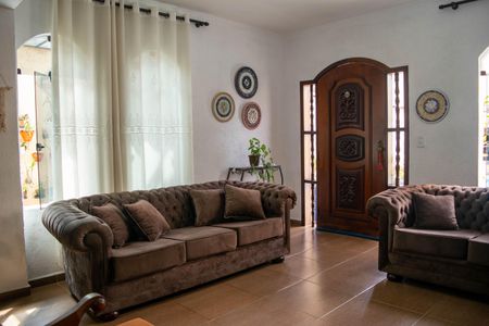 Sala de casa à venda com 6 quartos, 212m² em Penha de França, São Paulo
