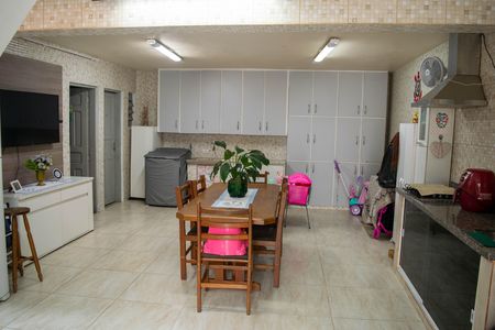 Área de serviço de casa à venda com 6 quartos, 212m² em Penha de França, São Paulo