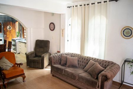 Sala de casa à venda com 6 quartos, 212m² em Penha de França, São Paulo
