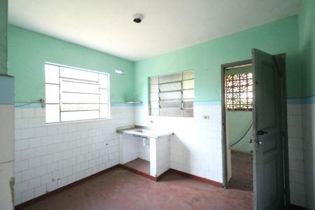 Casa à venda com 276m², 2 quartos e 2 vagasCozinha