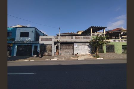 Casa à venda com 276m², 2 quartos e 2 vagasFachada