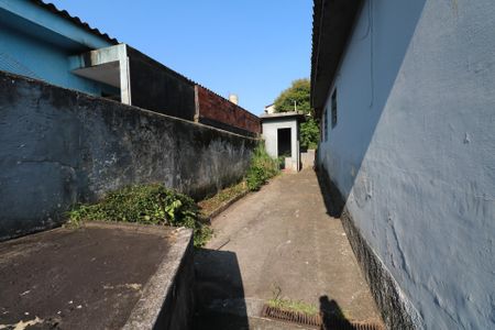 Casa à venda com 276m², 2 quartos e 2 vagasQuintal