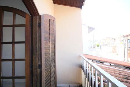 Casa à venda com 88m², 2 quartos e 2 vagasVaranda Quarto 1