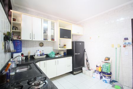 Casa à venda com 88m², 2 quartos e 2 vagasCozinha