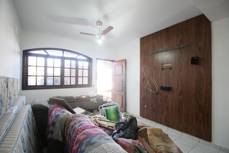 Sala de casa à venda com 2 quartos, 88m² em Jardim Ana Maria, São Paulo