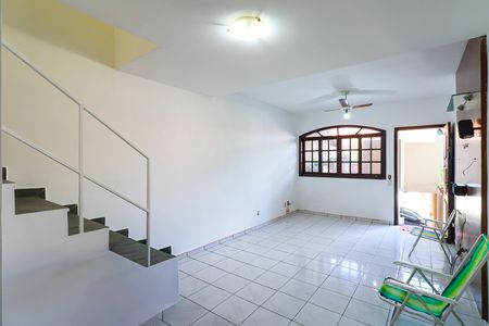 Sala de casa à venda com 2 quartos, 88m² em Jardim Ana Maria, São Paulo