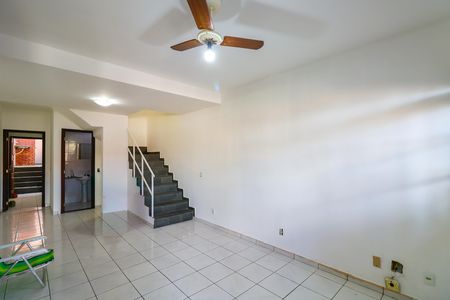 Casa à venda com 2 quartos, 88m² em Jardim Ana Maria, São Paulo