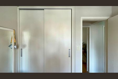 Apartamento à venda com 100m², 3 quartos e 1 vagaQuarto 2