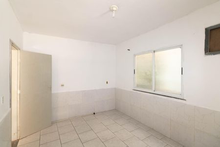 Quarto 1 de casa para alugar com 2 quartos, 120m² em Paciência, Rio de Janeiro